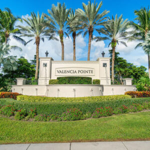 entrance to valencia pointe boynton beach