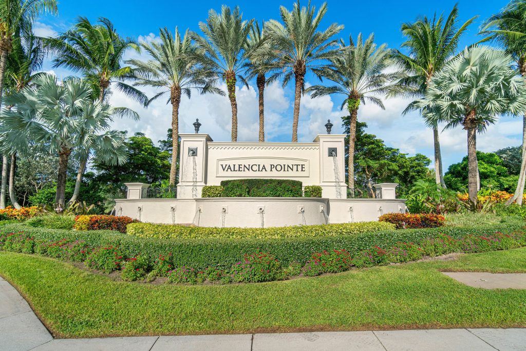 Valencia Pointe Homes For Sale - Picture of the entrance sign