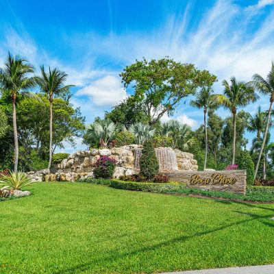 Boca Chase Homes For Sale - Picture of the entrance sign