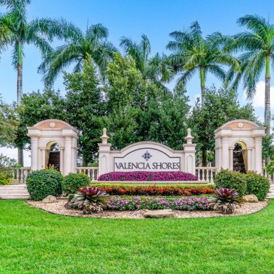 Valencia Shores Homes For Sale - Picture of the entrance sign